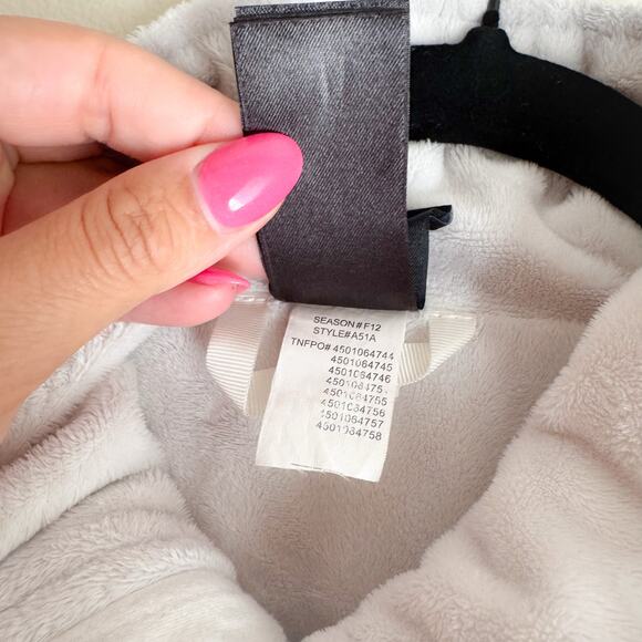 The North Face White Slick Full Zip Jacket - Small - Picture 5 of 7